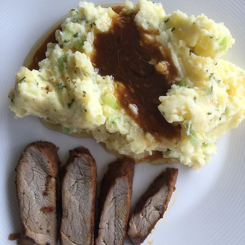 Mashed potatoes and gravy