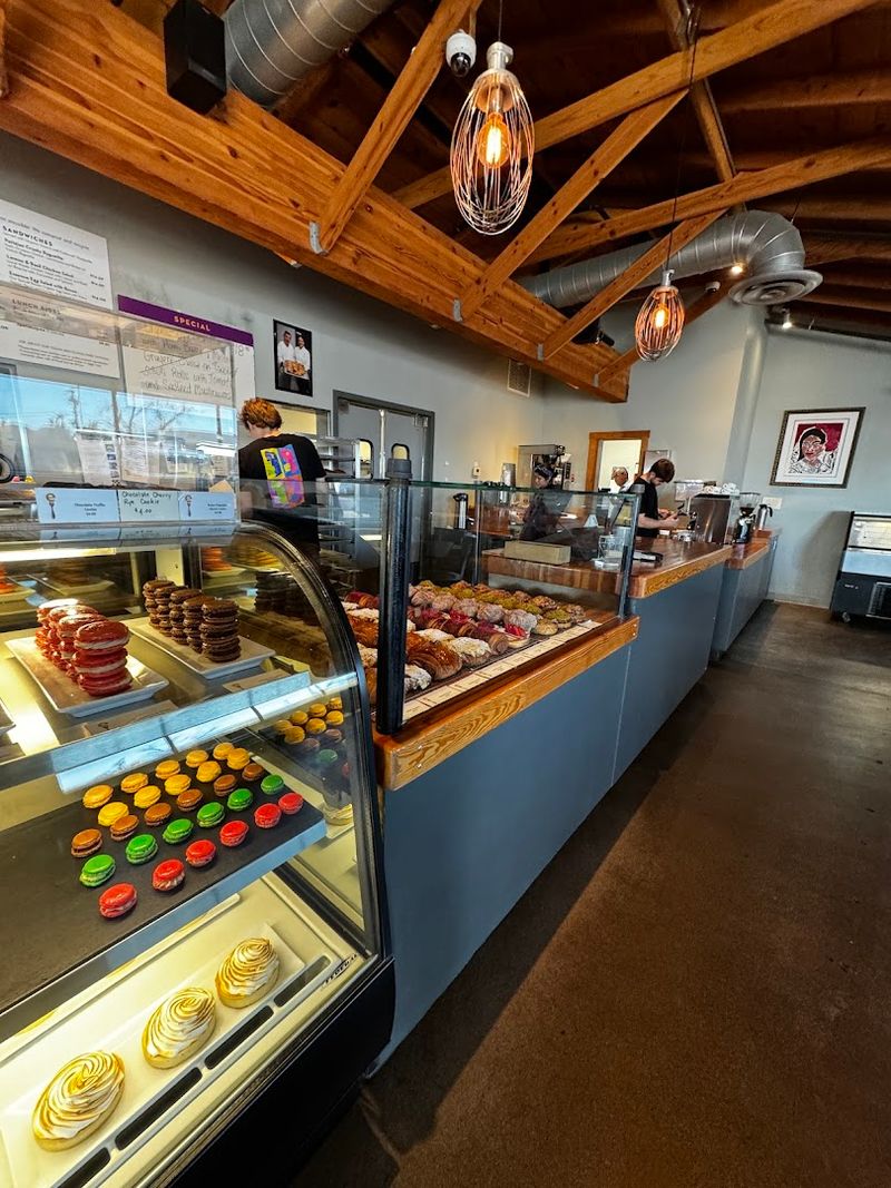 Essence Bakery Cafe — Tempe