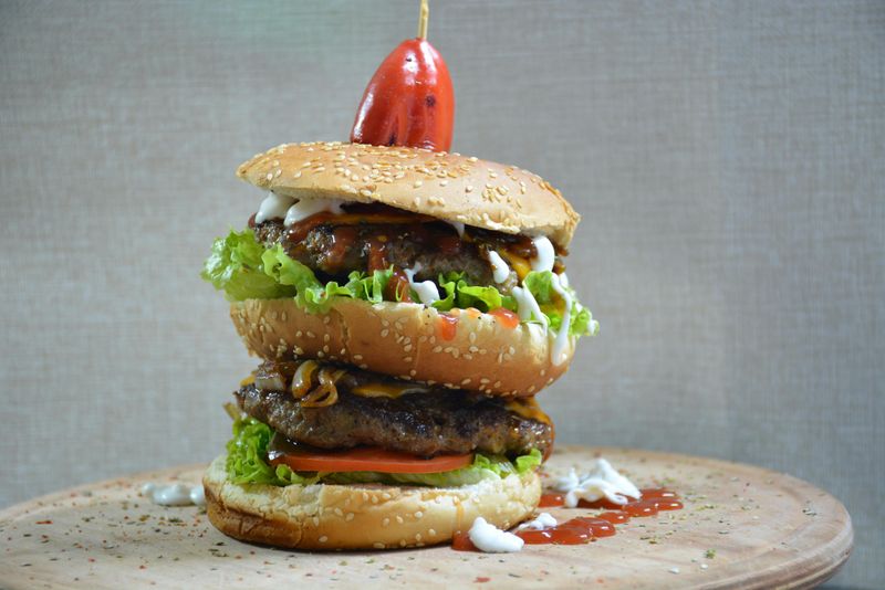 20 Foods That Can Easily Turn Into a Habit Before You Notice 13 Fast food burgers