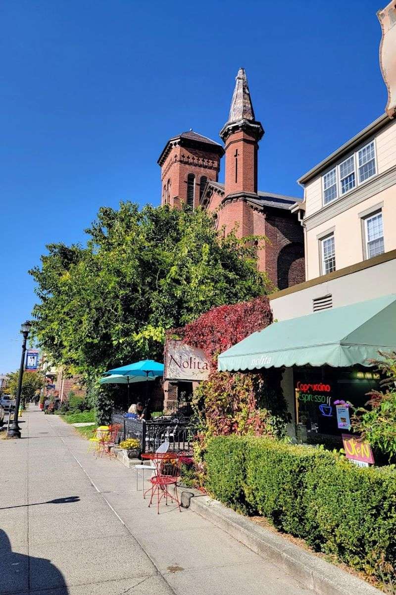 New York Attractions That Deserve Just as Much Attention as Manhattan 7 Hudson - New York