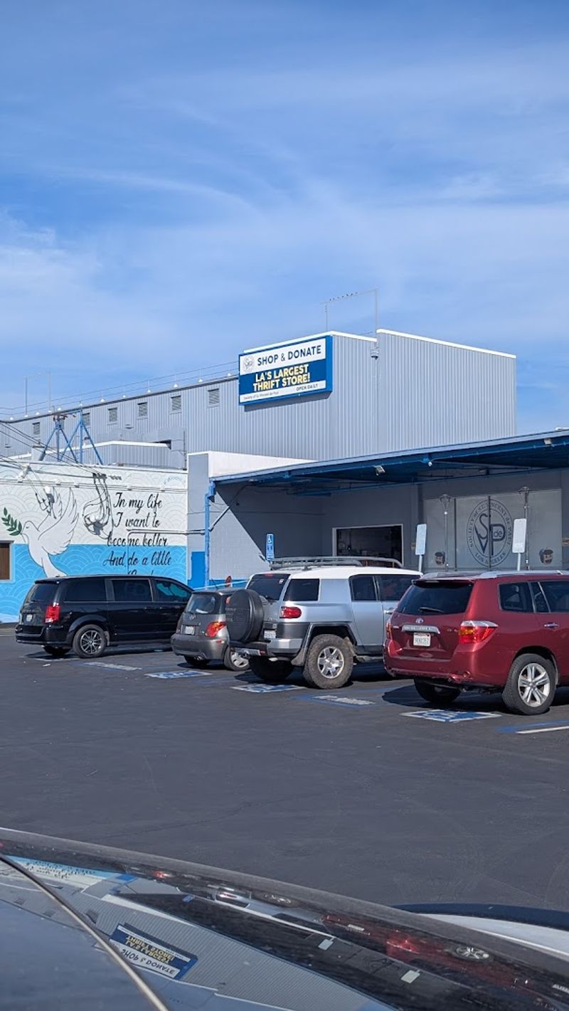 Society of St. Vincent de Paul Los Angeles Thrift Store - Los Angeles, California