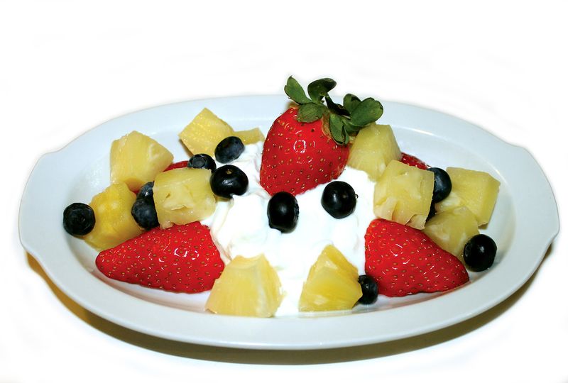 Cottage cheese with fruit