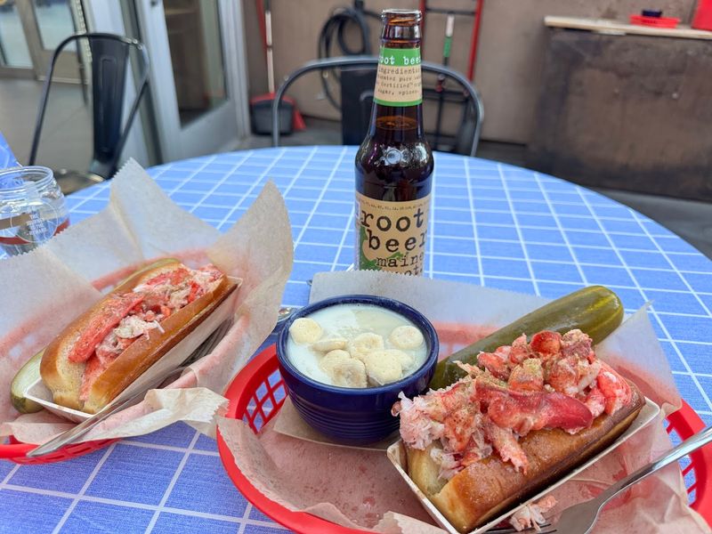 Fresh Crab Roll Worth Talking About