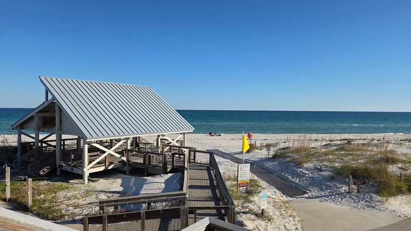 Picnic Areas and Grilling Spots with Ocean Views