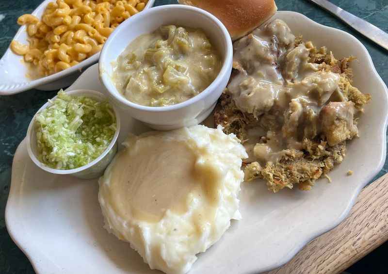 The Tuesday Amish Wedding Meal Special