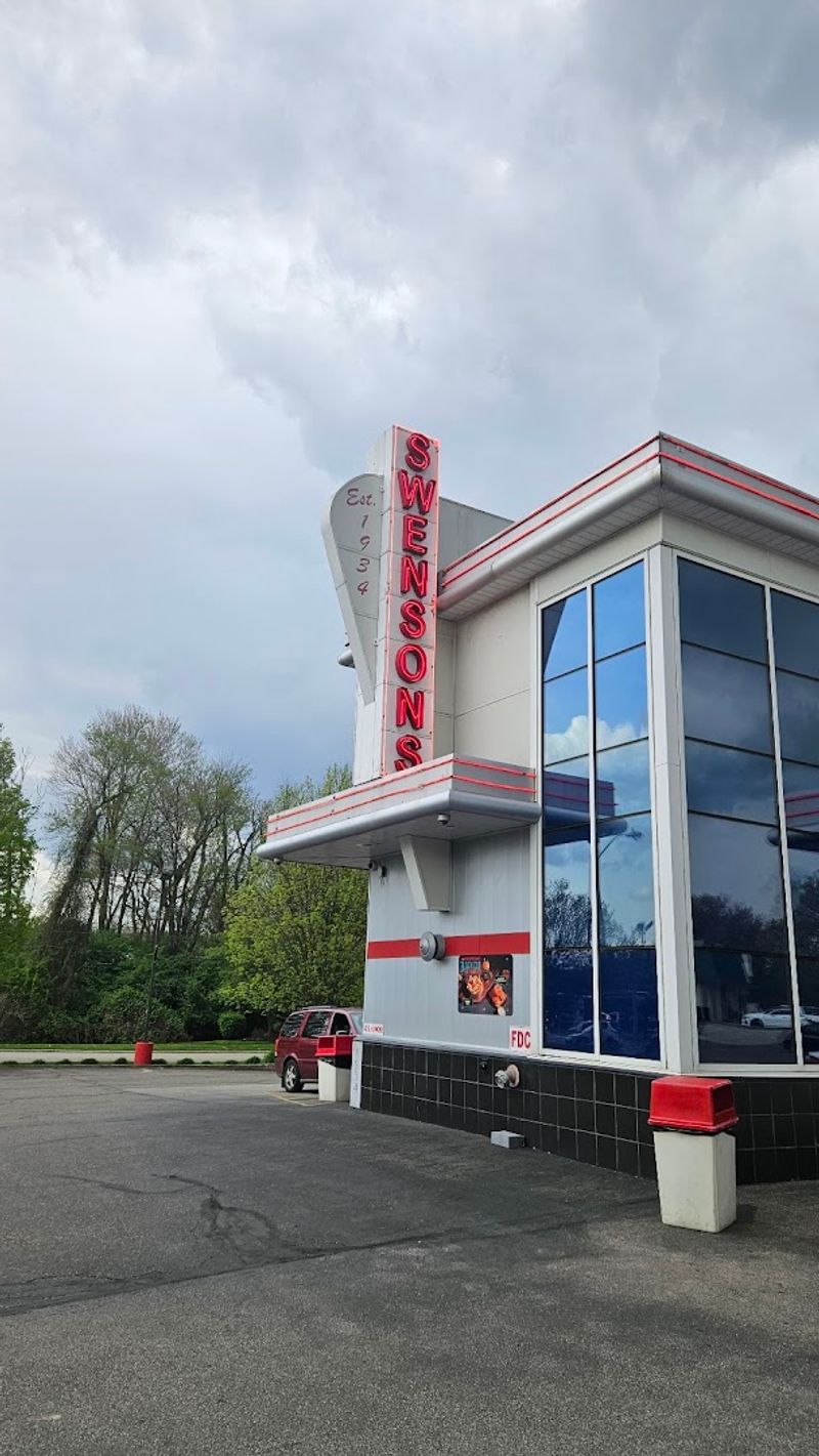 Swensons Drive-In - Akron, Ohio