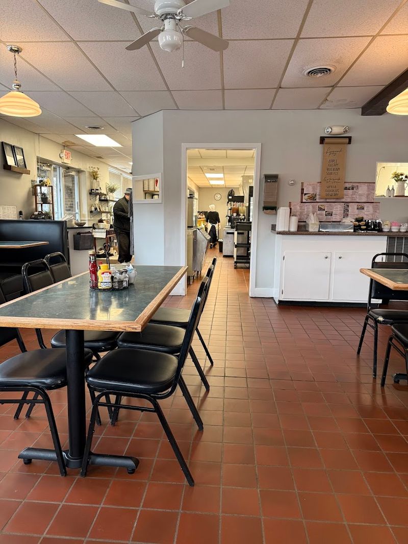 Call-Ahead Seating Tips to Beat the Wait