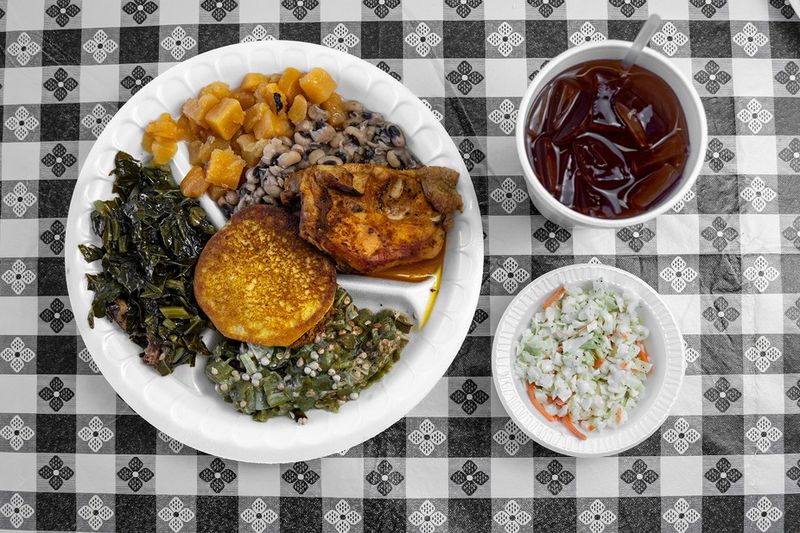 Slow-Cooked Collard Greens