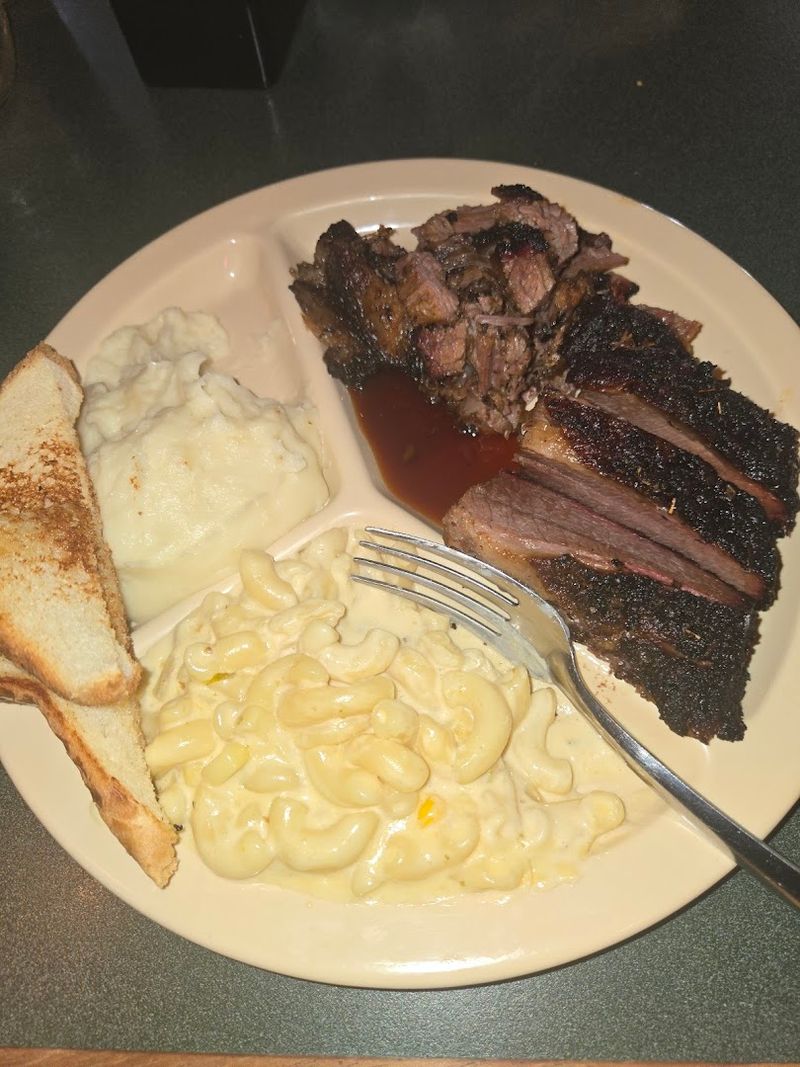 Green Chile Mac and Cheese: A Southwest Twist on a Classic