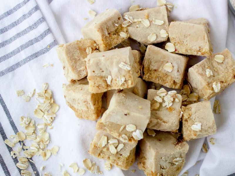 23 Foods Many People Think Are Healthy - But Should Be Eaten in Moderation 22 Vegan snacks