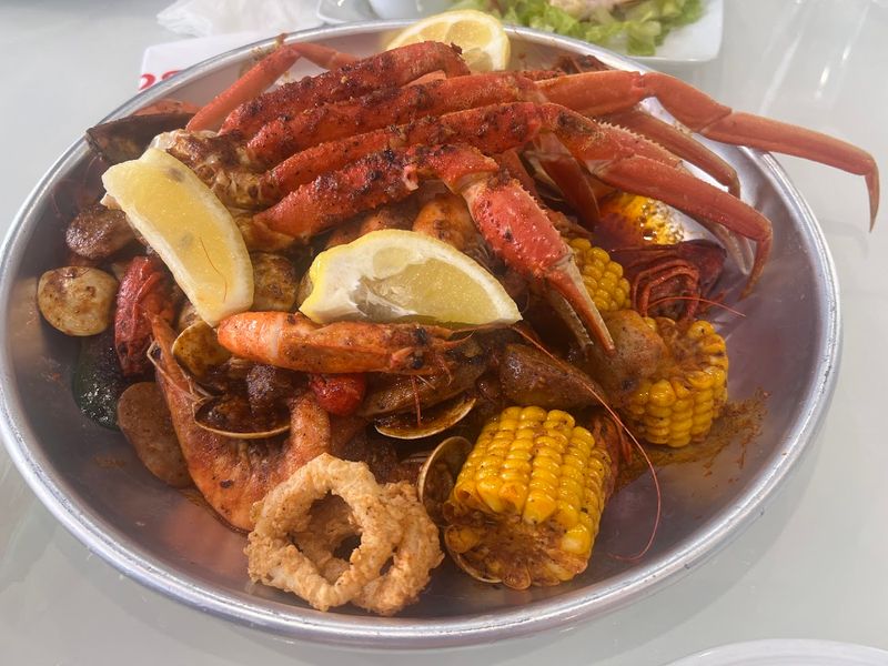 Snow Crab and Dungeness Crab — A Combo Worth Ordering