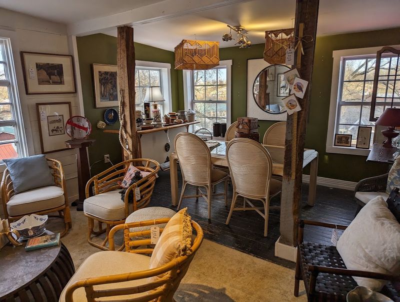 A Welcoming Atmosphere for All Types of Shoppers