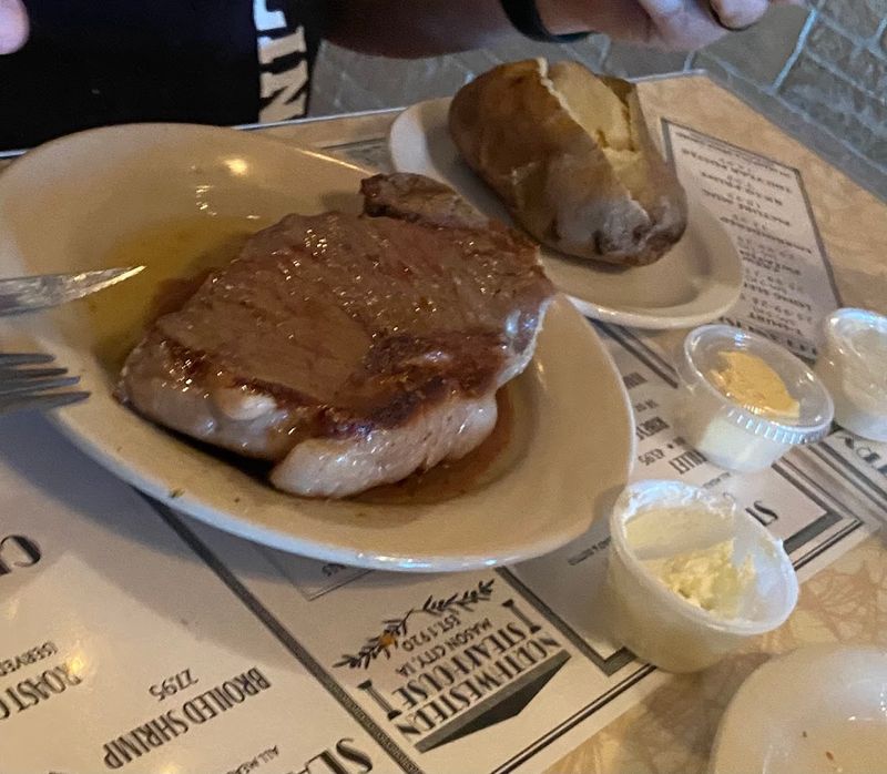 Northwestern Steakhouse - Mason City, Iowa