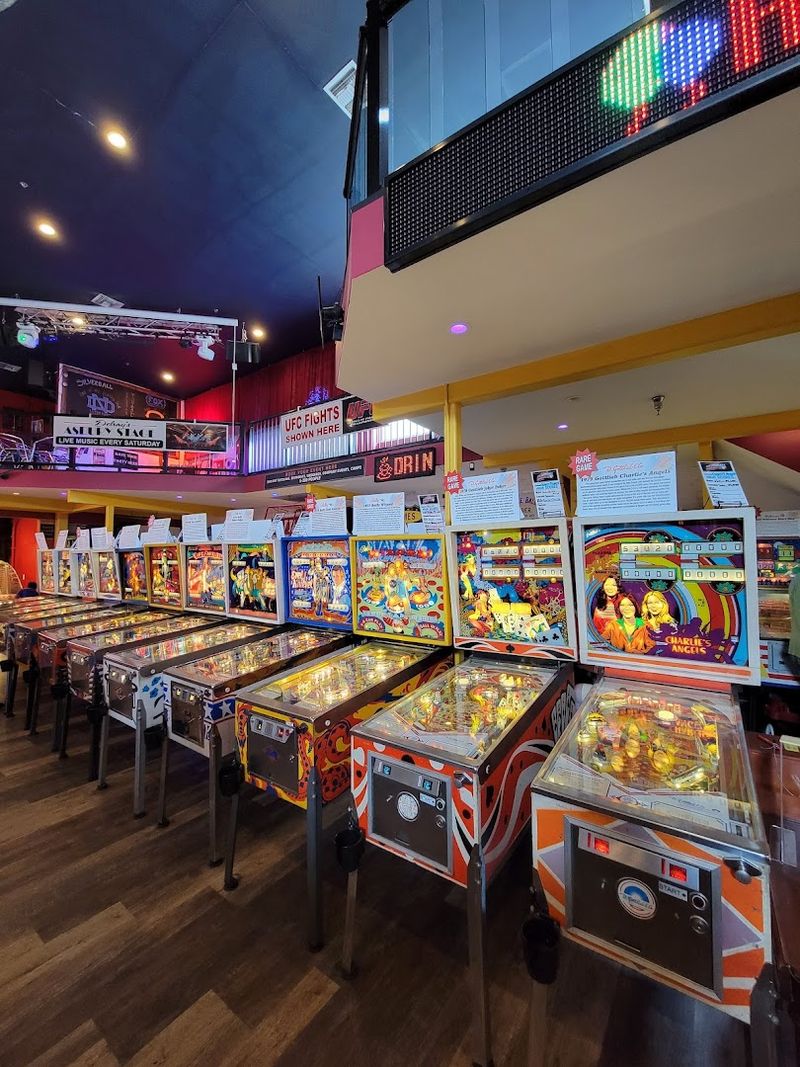 Planning Your Visit to Silverball Retro Arcade