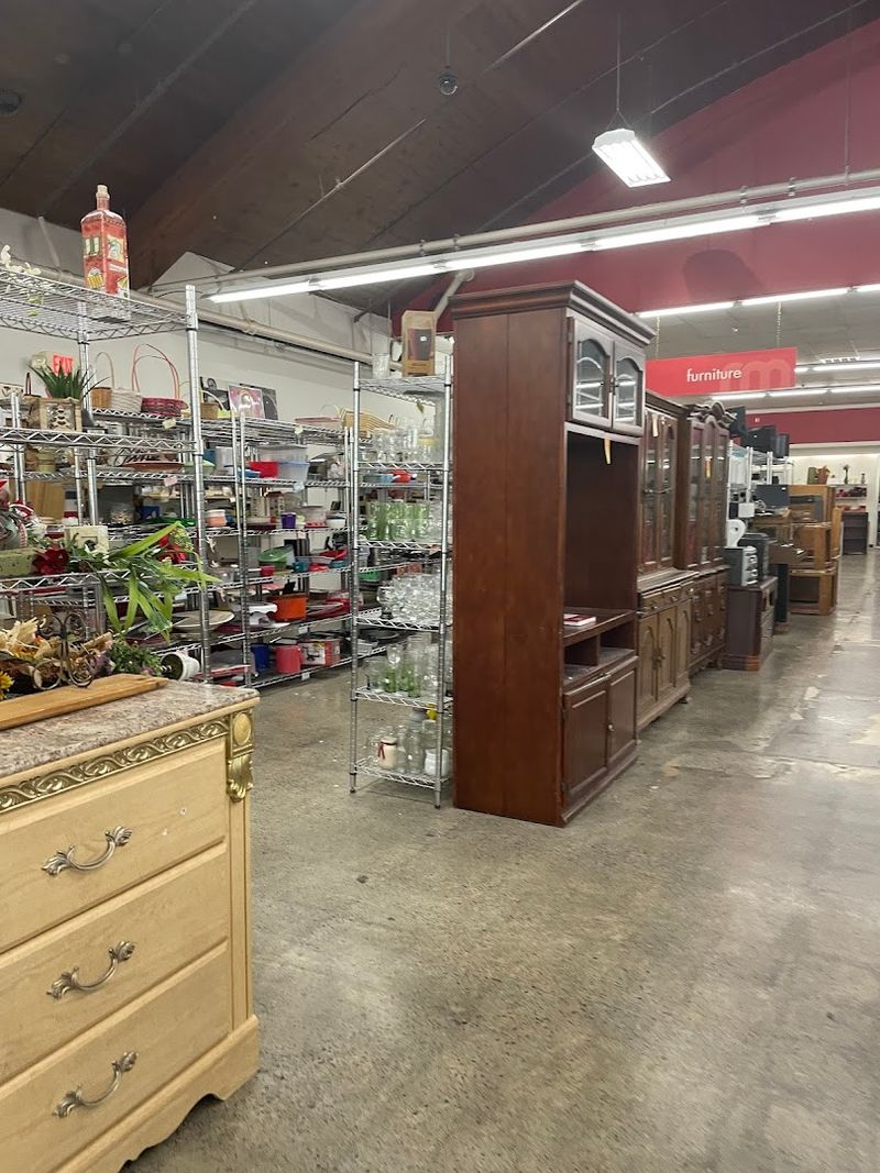 Store Layout and Organization That Helps You Navigate