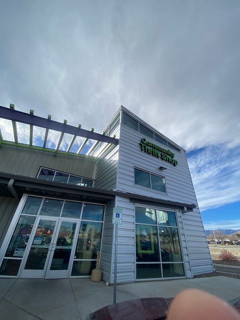 The Store's Curb Appeal and First Impressions