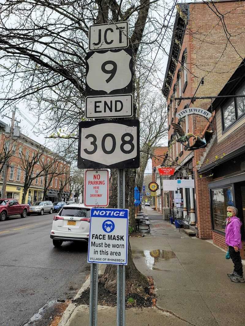 Montgomery Row Shops