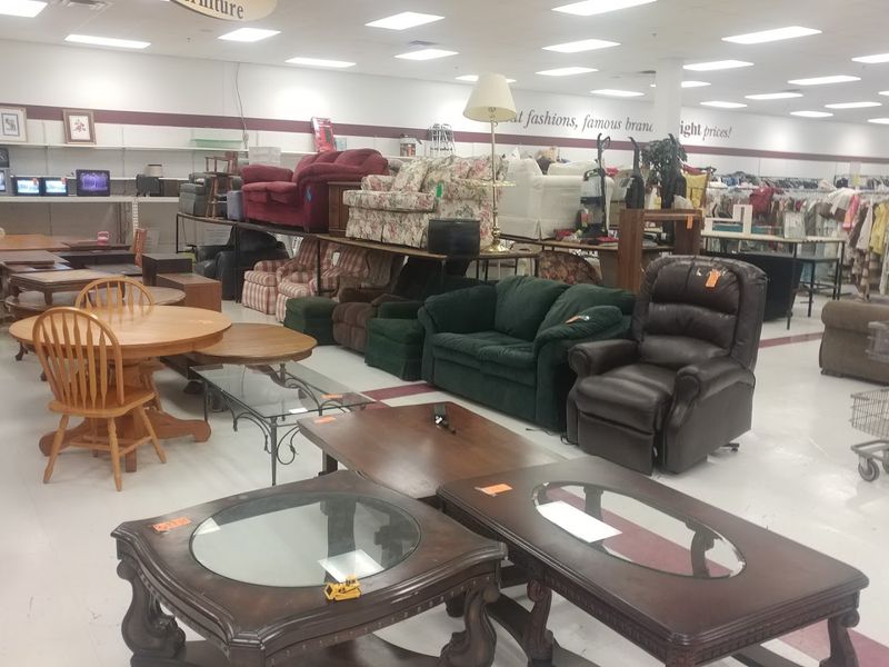 A Store So Big, You Will Need Extra Time