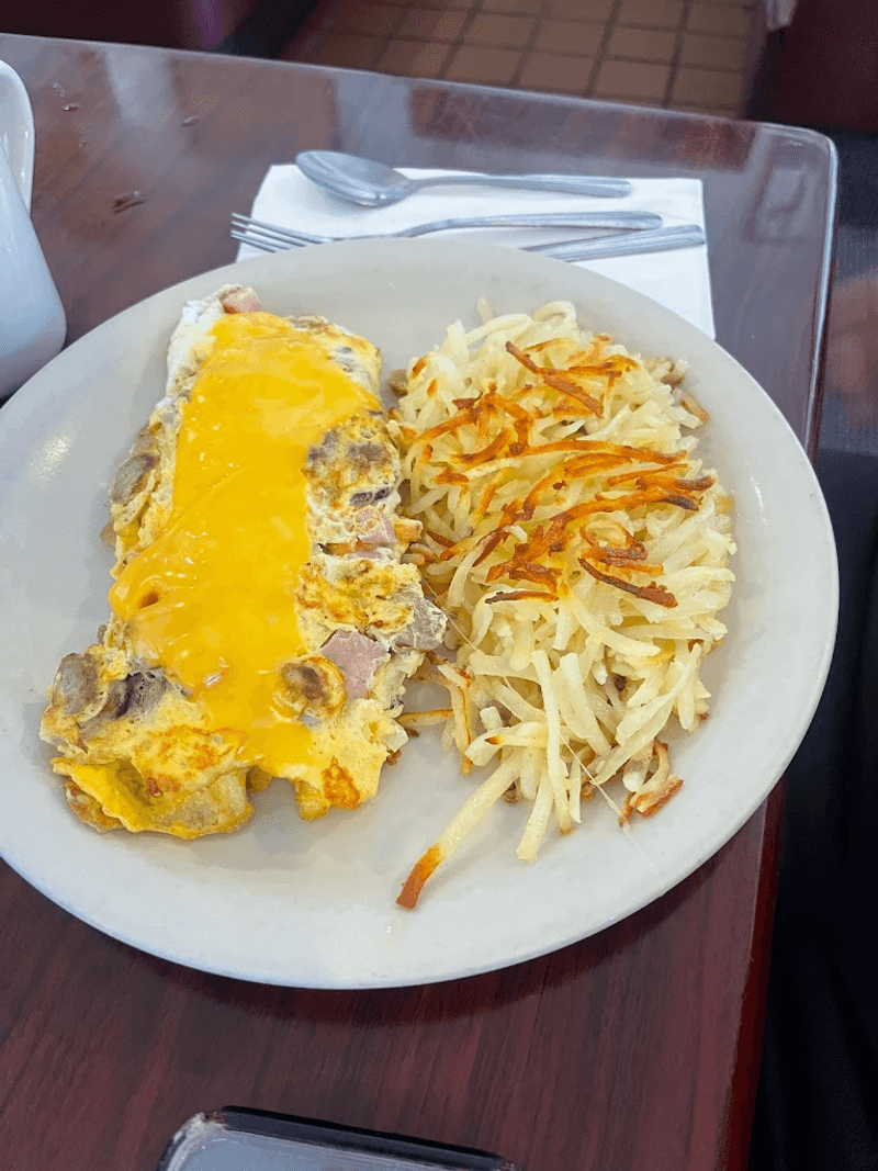 A classic Arizona diner known for its amazing fish and chips 4 Breakfast Plates That Outshine the Chain Restaurants