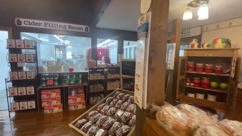 The Apple Barn & Cider Mill - Sevierville, Tennessee