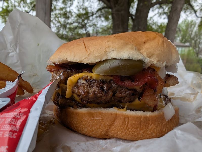 The Bacon Cheeseburger That Wins Hearts Every Time