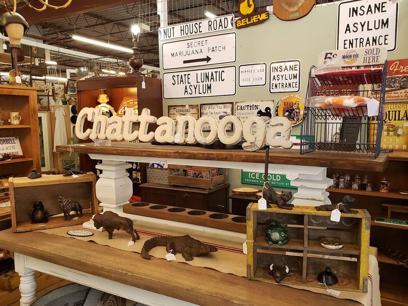This huge antique store in Tennessee is worth a visit 12 A Go-To Date Day Destination in Chattanooga