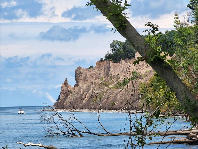 The Bluffs Trail Overview