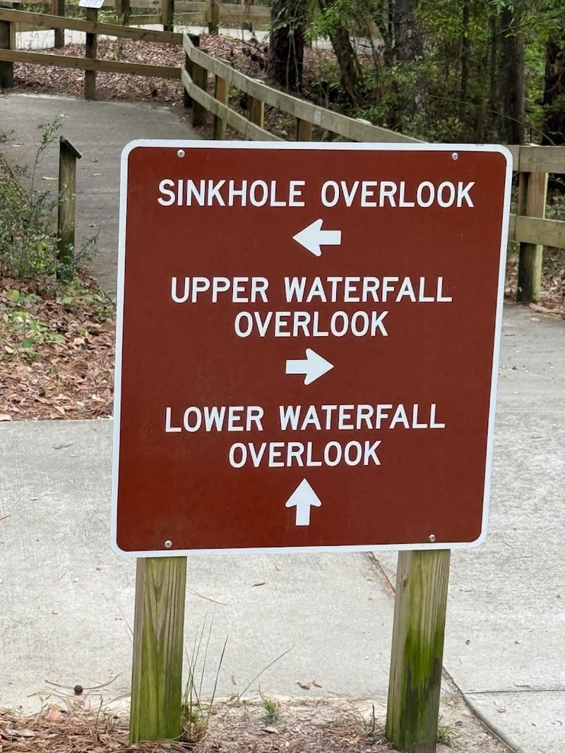 Two Observation Platforms with Different Views