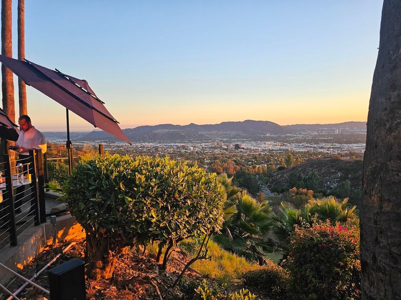 Castaway - Burbank, California