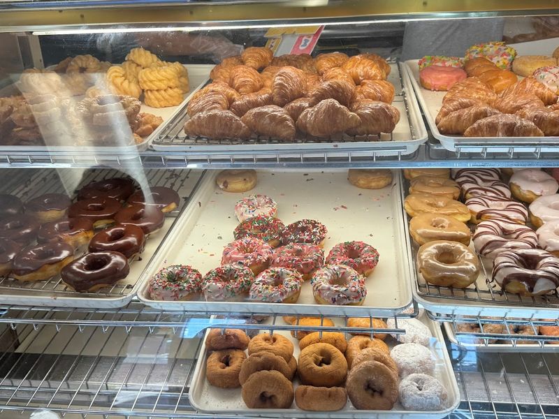 French Crullers Worth Setting an Alarm For