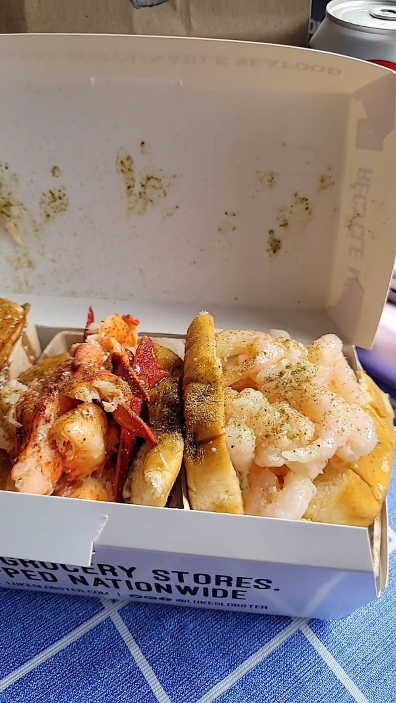 Lobster Bisque — Rich and Comforting