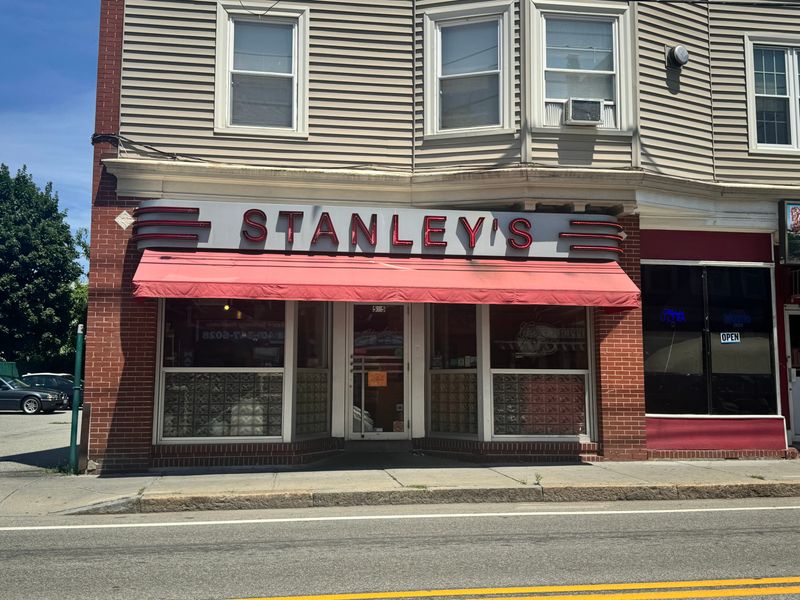 Stanley's Famous Hamburgers - Central Falls, Rhode Island