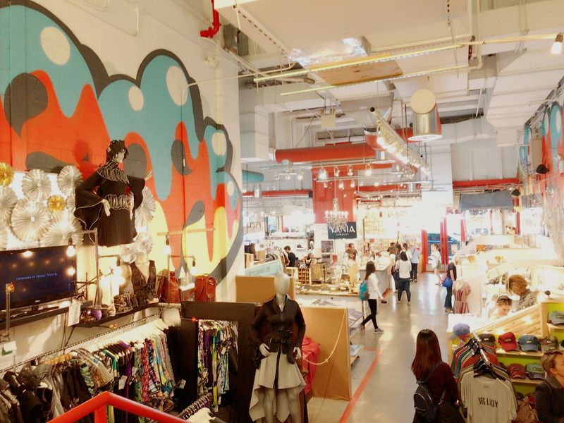 The Buzzing Saturday Afternoon Atmosphere