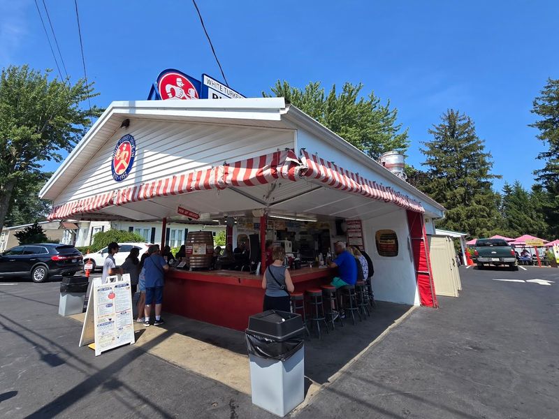 The Cash-Only Policy That Adds to the Charm