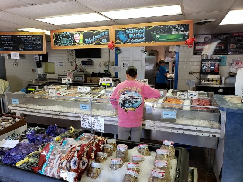 Graham & Rollins Hampton Seafood Market - Hampton, Virginia