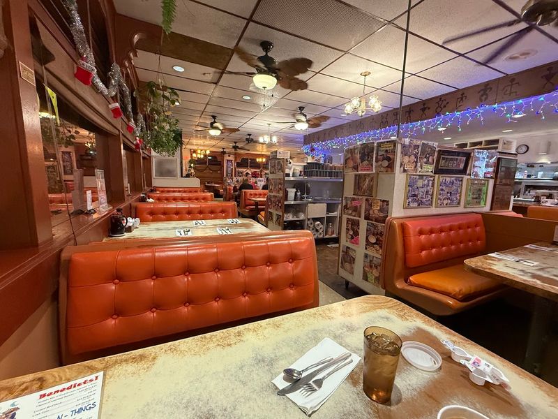 Ken's House of Pancakes - Hilo, Hawaii