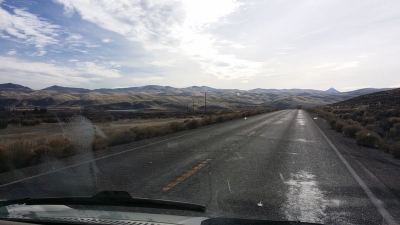 This Beautiful Nevada Town Offers Peace, Quiet, And No Crowds 3 The Loneliest Road in America