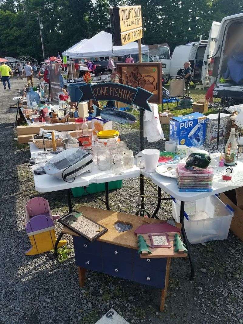 The Famous Pocono Pickle Guy