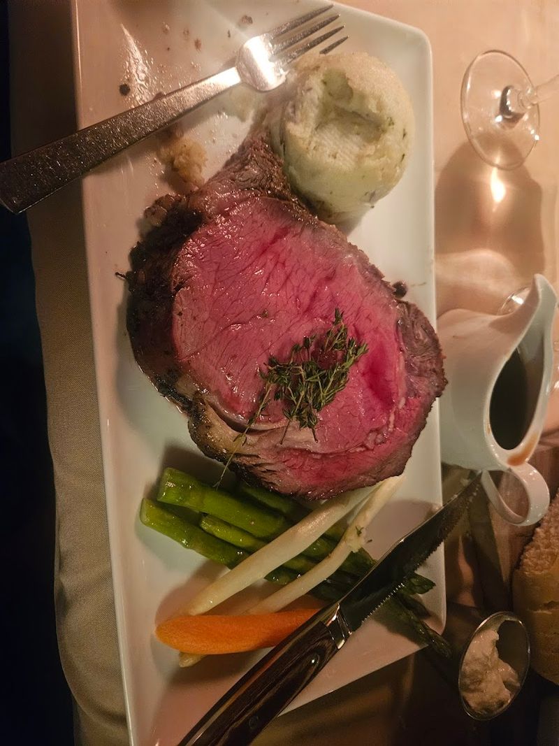 Prime Rib Done Right: A Classic That Earns Its Reputation