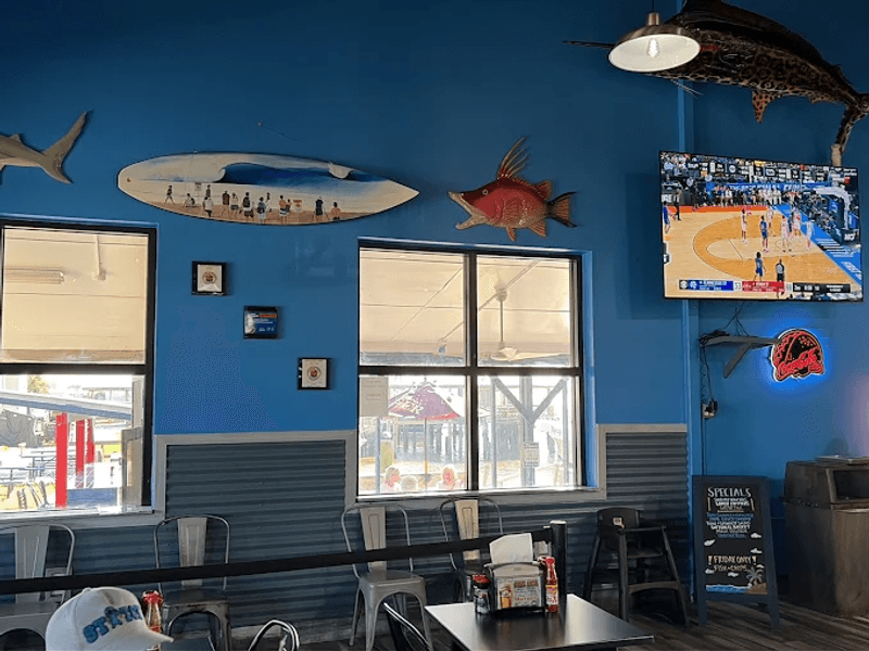 18 Florida Seafood Shacks Where the Grouper Sandwich Is Worth Planning Your Whole Trip Around 15 Safe Harbor Seafood Restaurant - Atlantic Beach, Florida