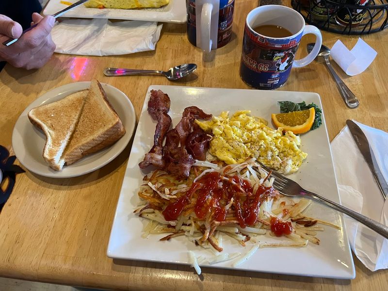 Breakfast Can Fuel the Long Desert Drive
