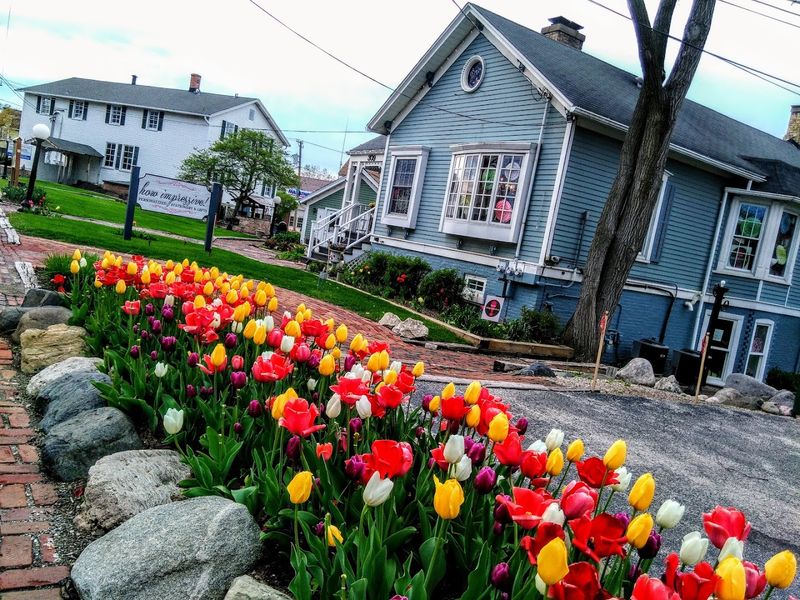 Welcome to Long Grove, Illinois