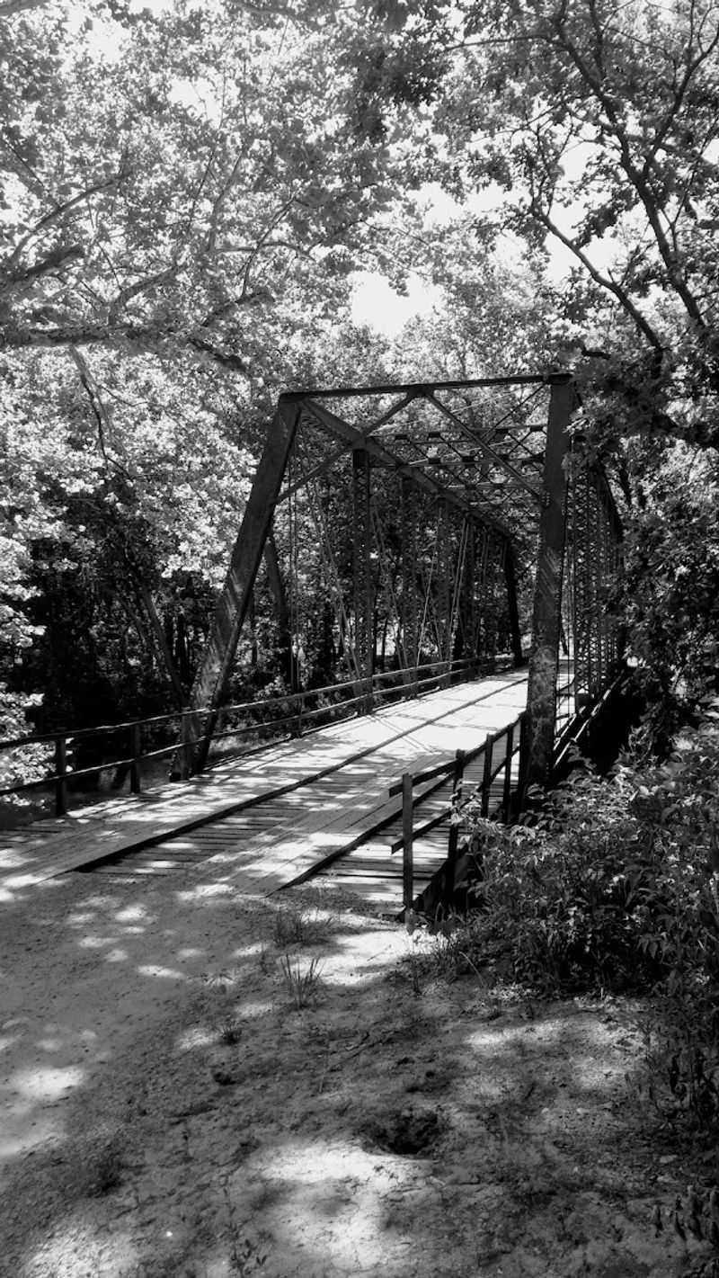 What Makes the Bridge Look So Creepy