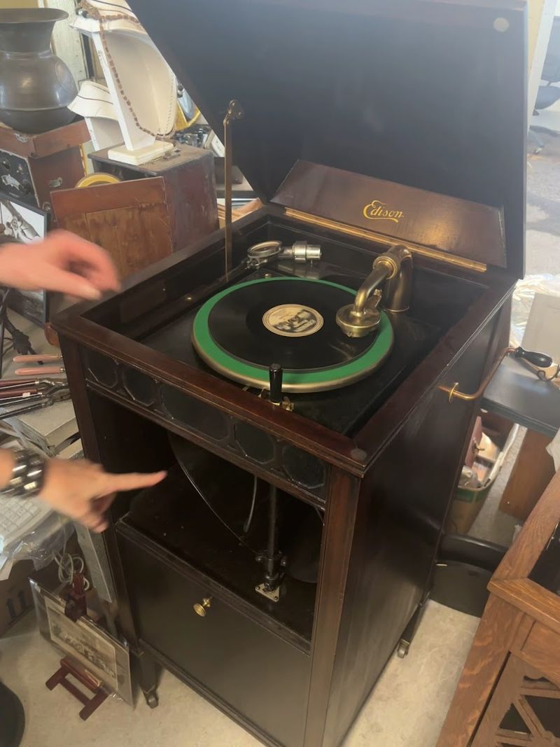 Antiques and Collectibles Worth Getting Excited About