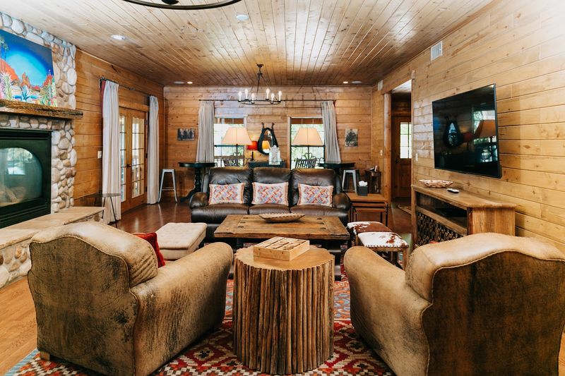 A Tasting Room With Real Rustic Charm