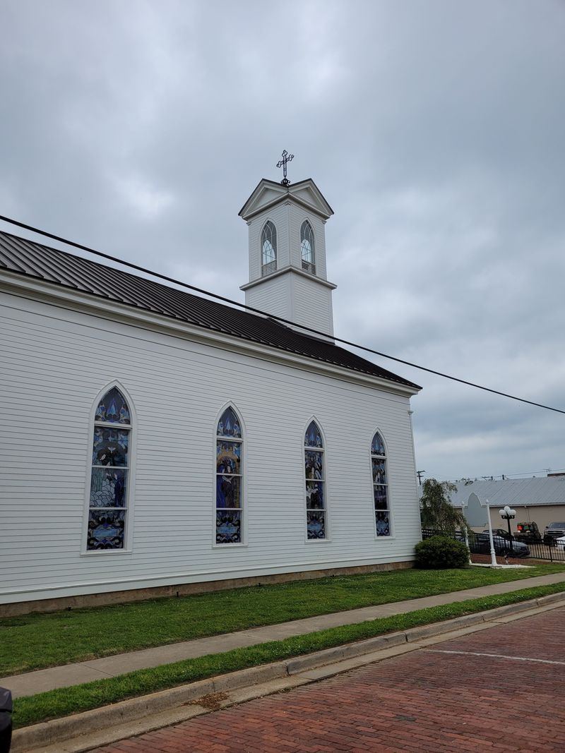 Historic Home Tours and Bed and Breakfast Stays