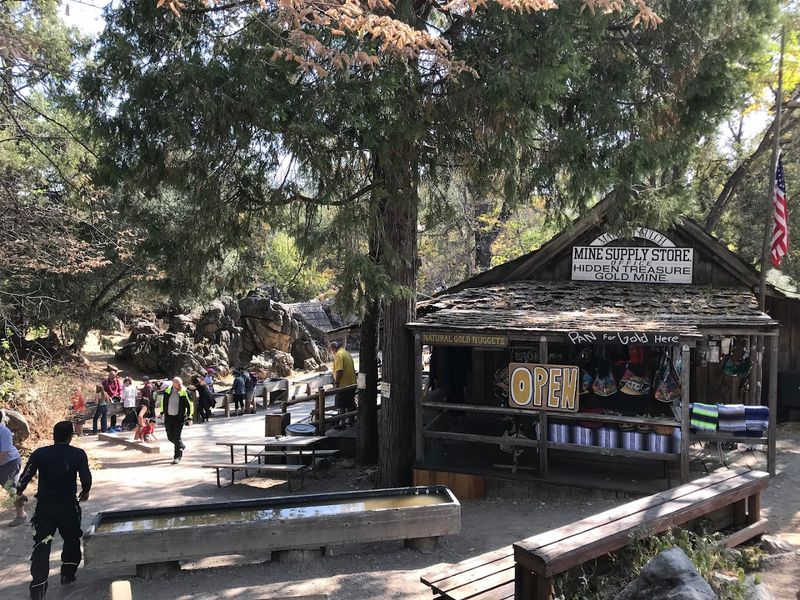 Candle Dipping: A Pioneer Craft You Can Actually Try