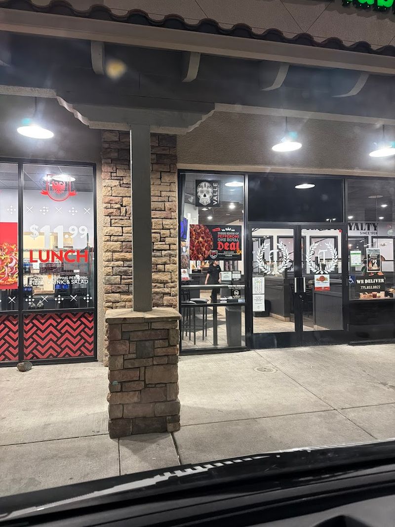 Round Table Pizza - Reno, Nevada