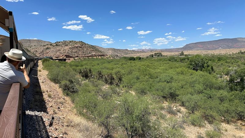 A scenic 20-mile train ride in Arizona you can enjoy all year 7 Wildlife Spotting Along the Verde River