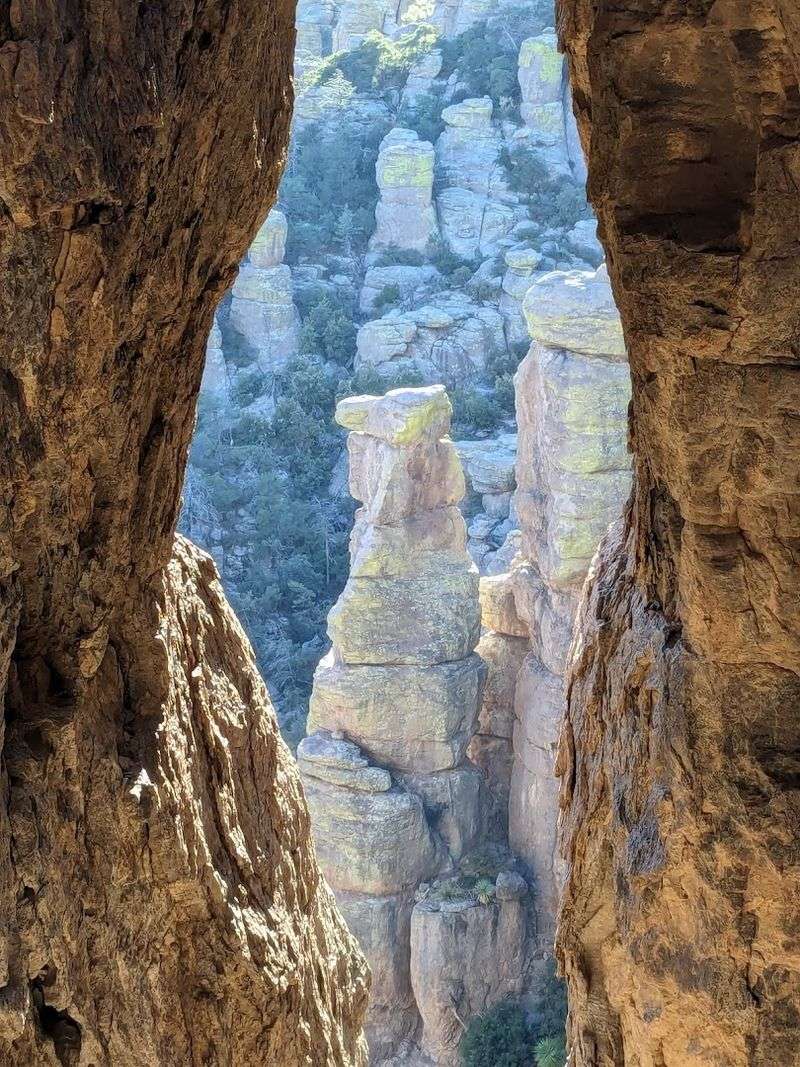 Echo Canyon Loop Trail: A Hiker's Dream Come True